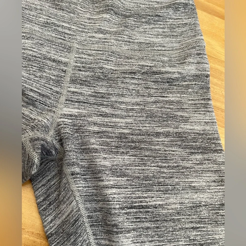 Lululemon Heather Grey Leggings - Picture 7 of 9